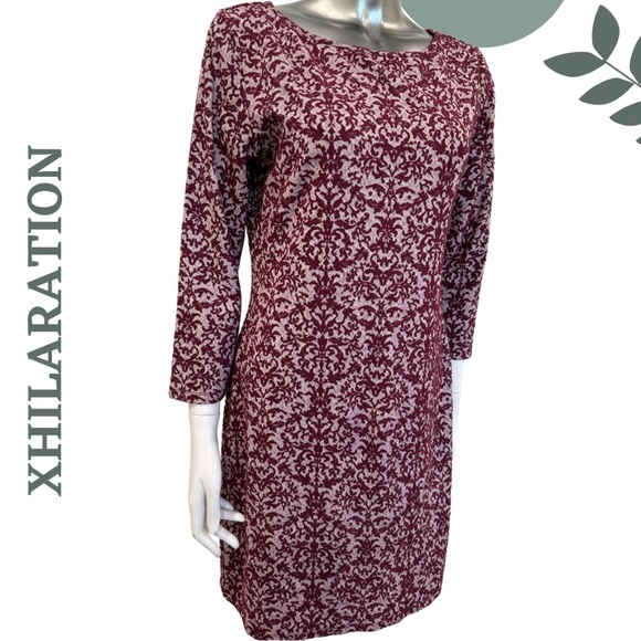 🛍️3/$40 Xhilaration Burgundy Jacquard Knit Dress 3/4 Sleeve Damask Print Large - Picture 3 of 7